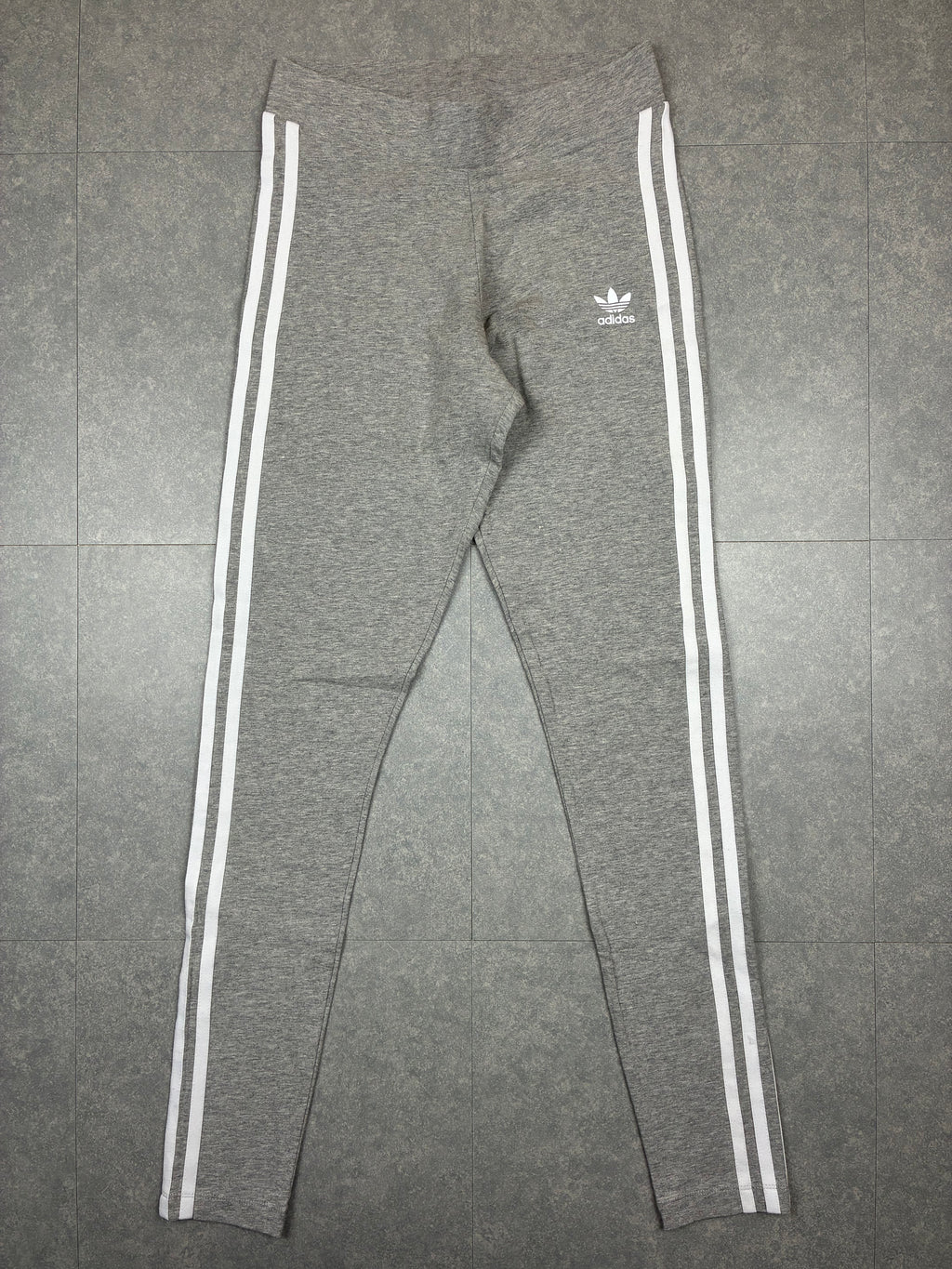 Leggings Adidas grigio con righe bianche - Taglia XS