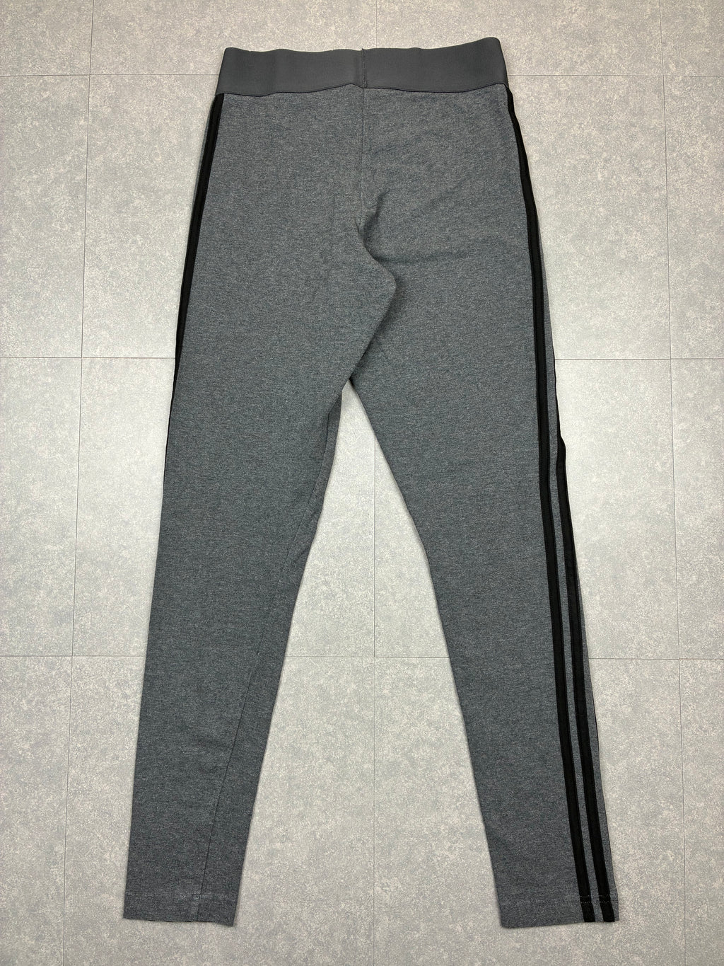Leggings Adidas grigio scuro con linee nere - Taglia S