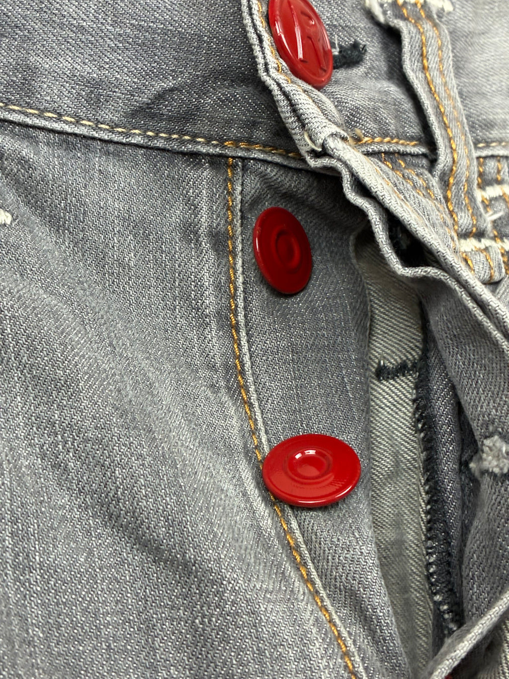 Levi’s R Edition — Jeans Vintage Grigio Sfumato (Raro)